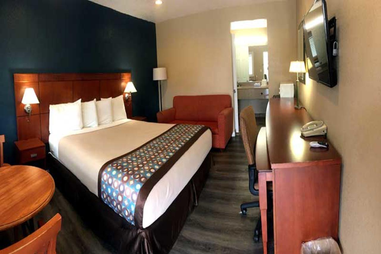 Escondido Lodge Экстерьер фото