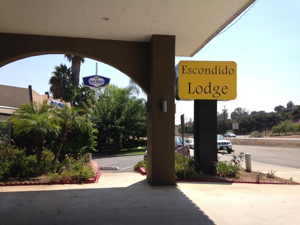 Escondido Lodge Экстерьер фото