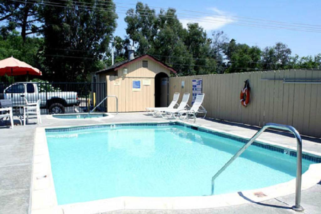 Escondido Lodge Экстерьер фото
