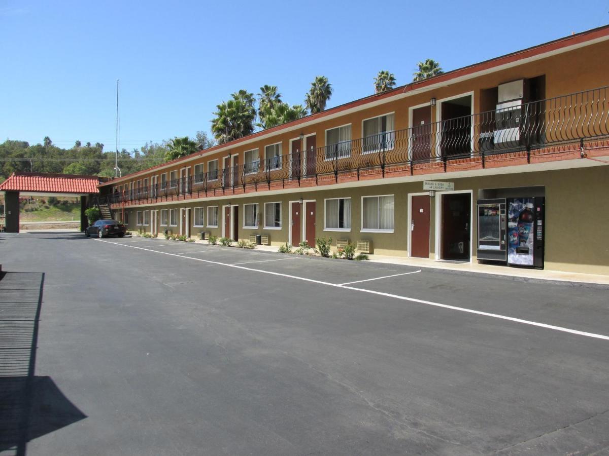 Escondido Lodge Экстерьер фото
